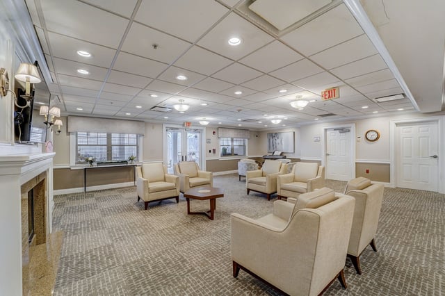 21_web_or_mls_Zac_Lentz_Parkway_021