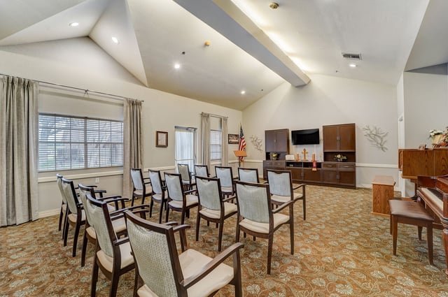 22_web_or_mls_Zac_Lentz_Parkway_022